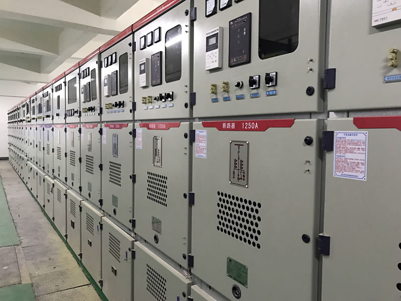 名门世家配电工程现场图