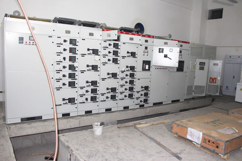 正大国际商场高压配电施工现场2