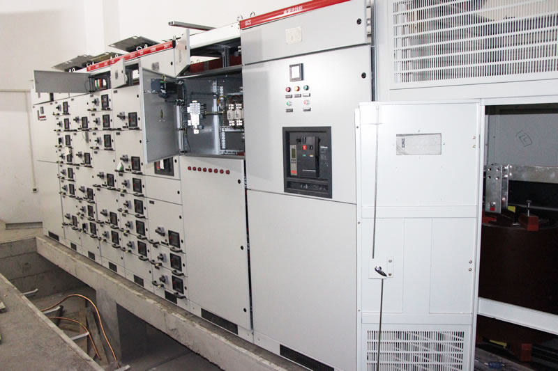 正大国际商场高压配电施工现场6