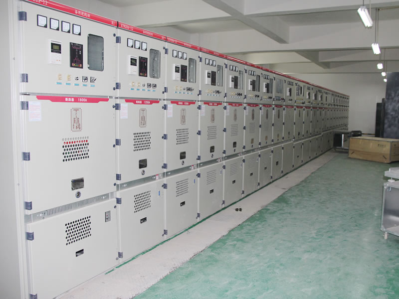 名门世家配电工程现场图2