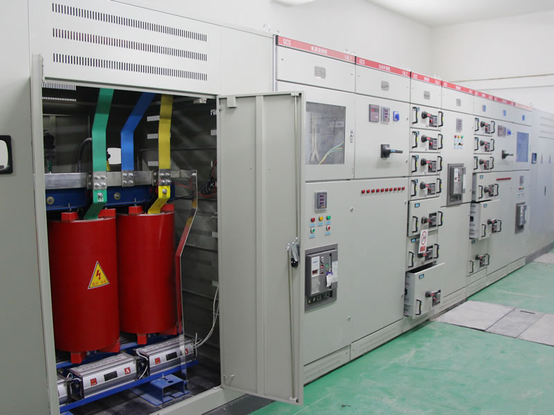 名门世家配电工程现场图5